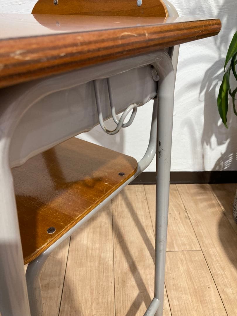 コクヨ　学校机　2号　勉強机　椅子セット