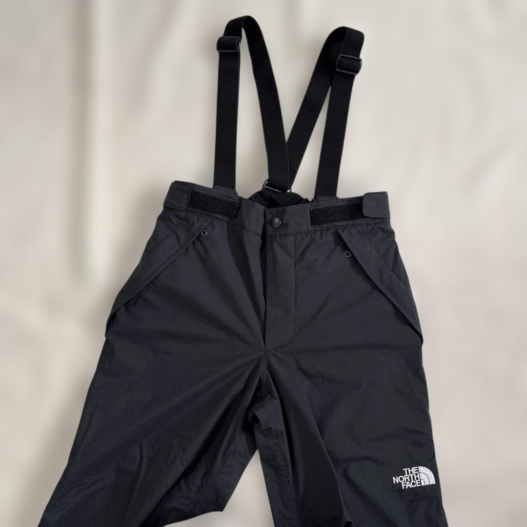 ノースフェイス　ジュニア　スノーウエア　140cm