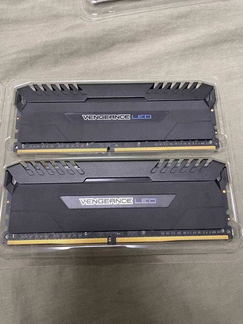 CORSAIR DDR4 64GB 3200MHz 16GB 4枚