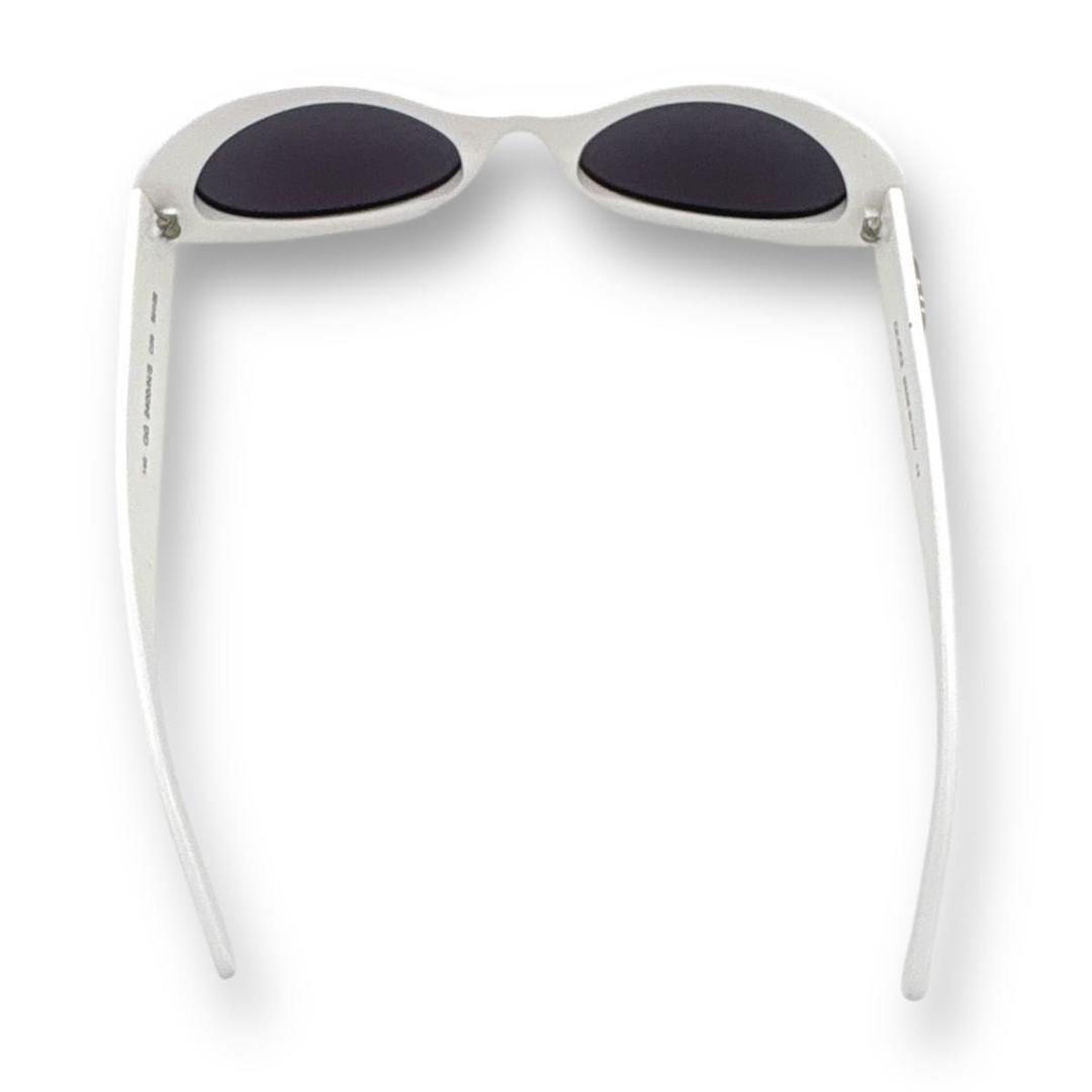 小物 GUCCI sunglasses GG  Cobain white