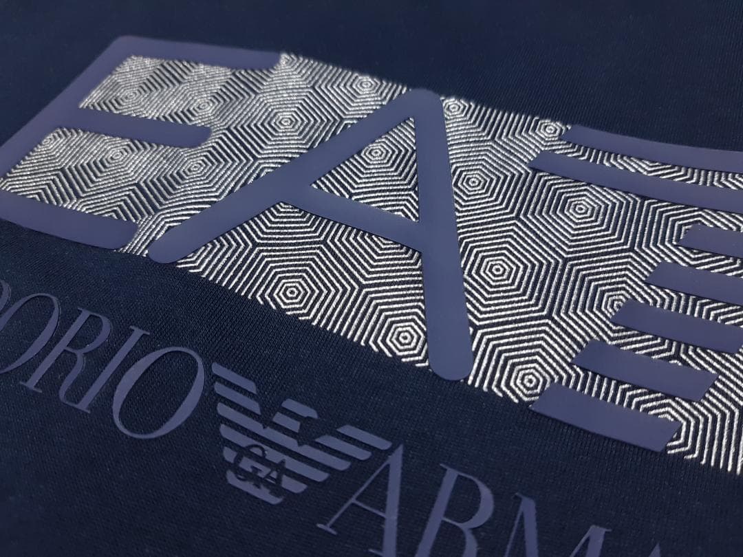 【専用】EA7/アルマーニジュニア　ラバーロゴ・紺半袖Tシャツ　10A・10歳