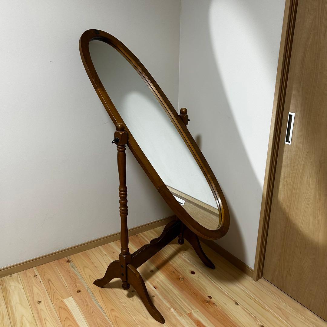 【送料込み】アンティーク姿見　天然木　スタンドミラー ブラウン　オーバル型