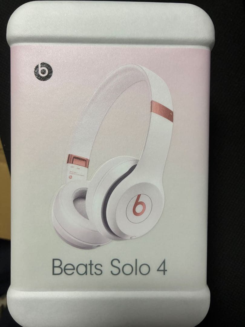 Beats Solo 4 ヘッドフォン　新品　外箱凹みあり