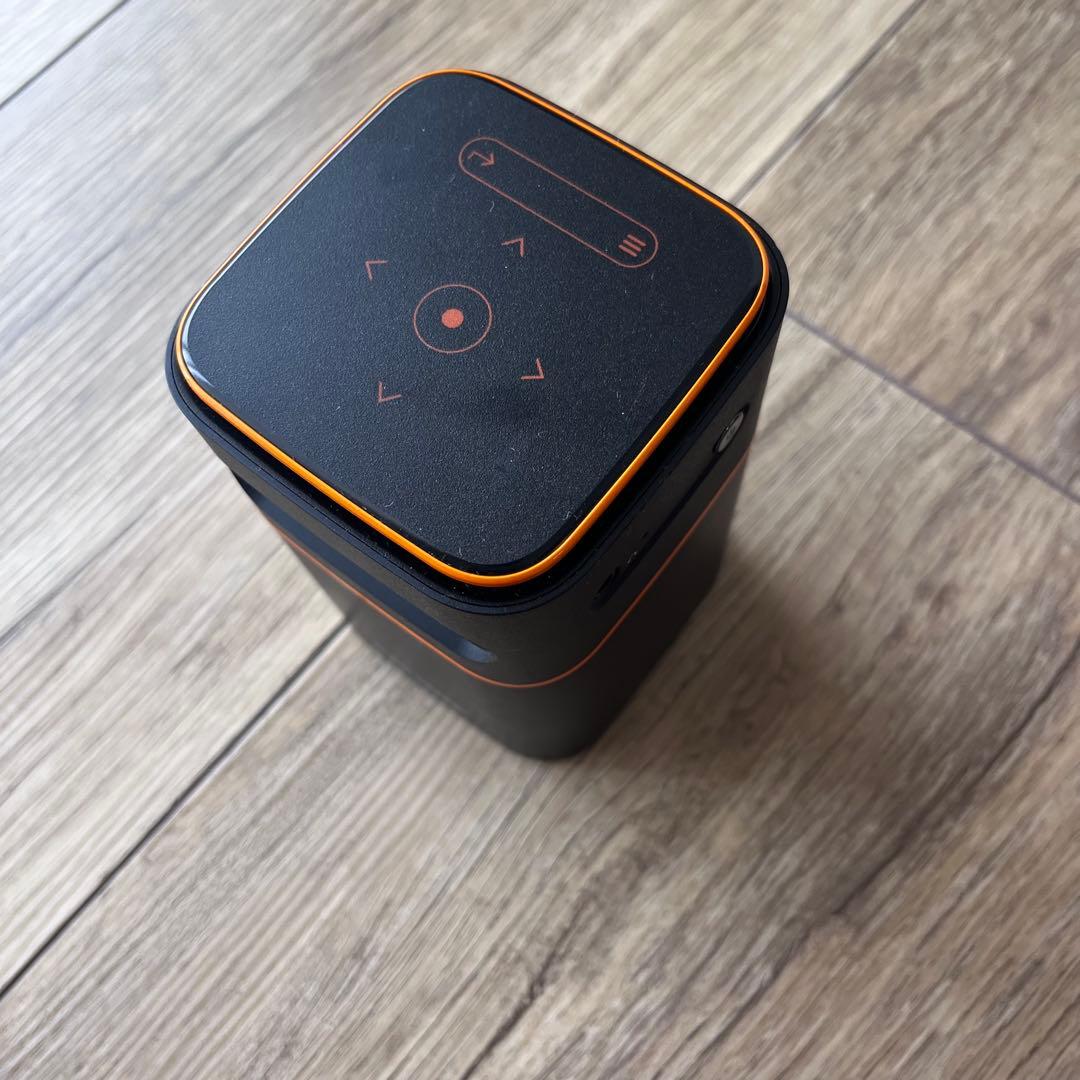 ●使用回数少なめ！【プロジェクター 小型 】FATORK 5G プロジェクター