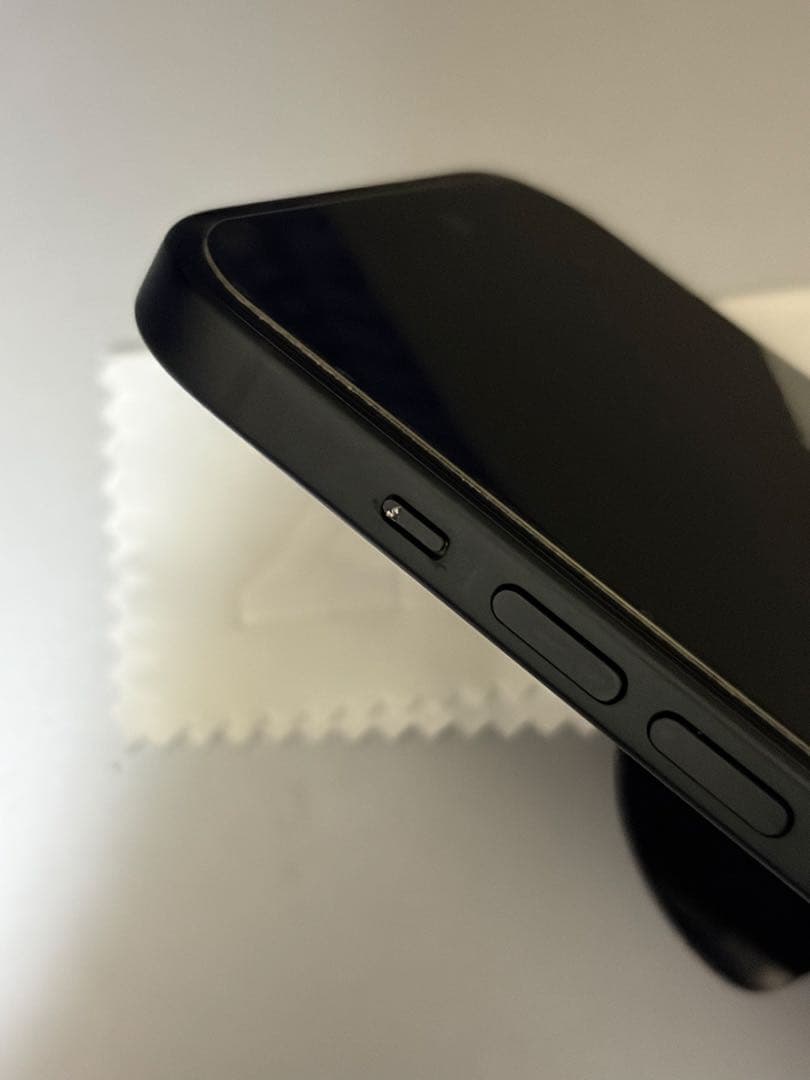 Apple iPhone 15ブラック 128GB バッテリー86%