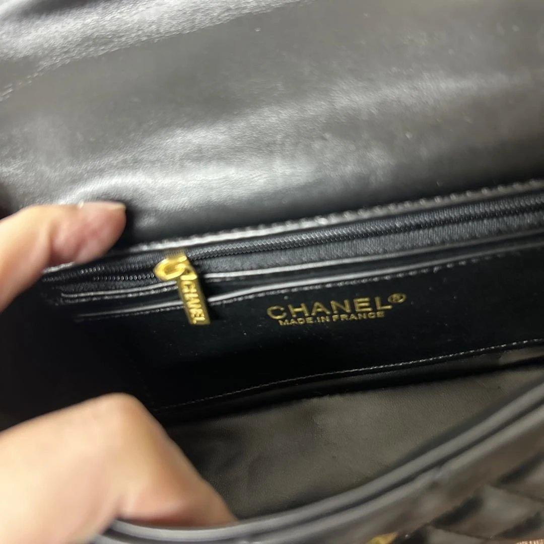 【早い物勝ち】ノベルティCHANELショルダーカバンラスト1個！