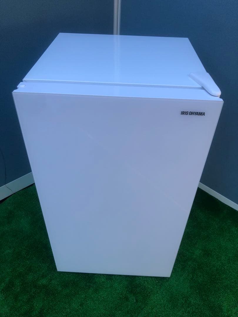 冷凍庫 小型 アイリスオーヤマ 60L ガラス扉 KUGD-6B-W