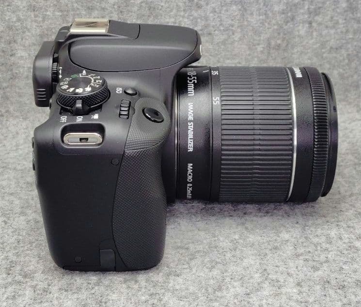 Canon 　EOS Kiss X７　標準ズームレンズキット