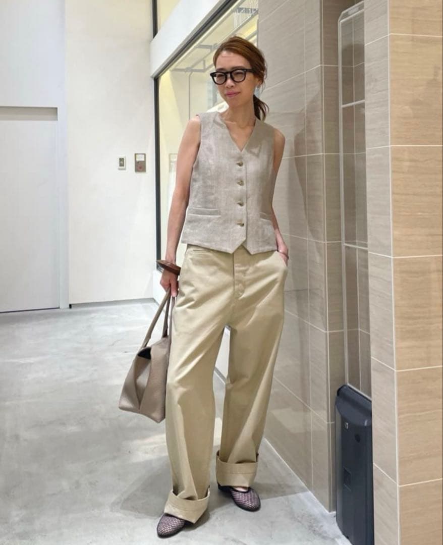 Whim Gazzete新品タグ付き　バイオ加工　チノパンツ　ベージュ　36