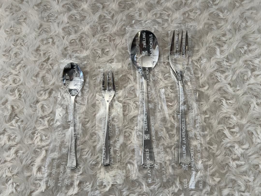 ツヴィリング ヘンケルス　カトラリーセット　カーディナル　ディナーセット　20本