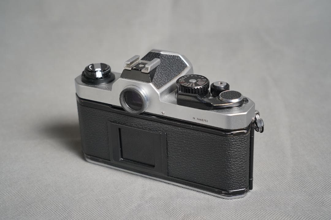 Nikon FM2 一眼レフカメラ 35mmフィルム