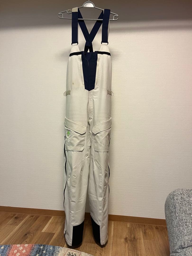 TEAM DESCENTE非売品スキーウェア