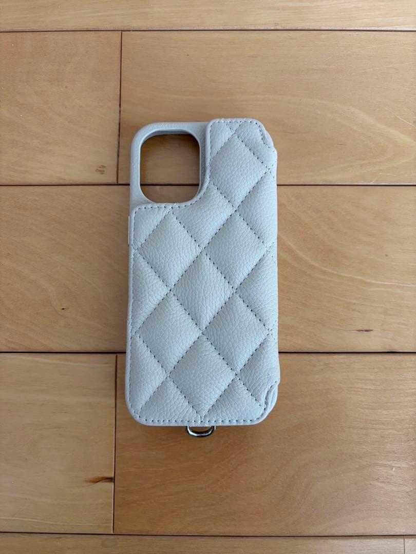 DEMIUデミュウ　GRACEグレイス　iPhone17ケース・ストラップセット