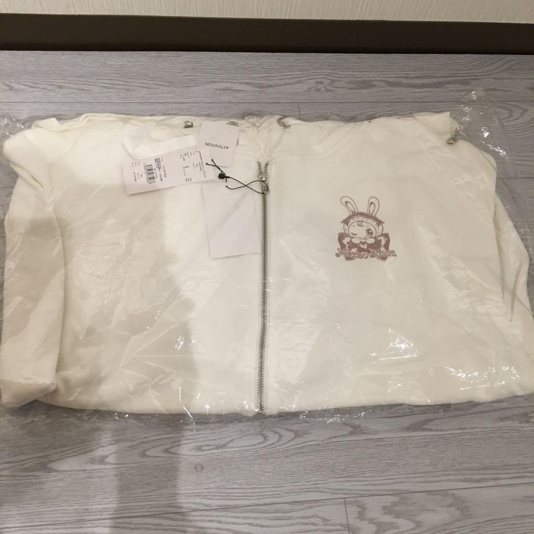 pium×Mezzo Piano ベリエちゃんコットンフリルパーカー