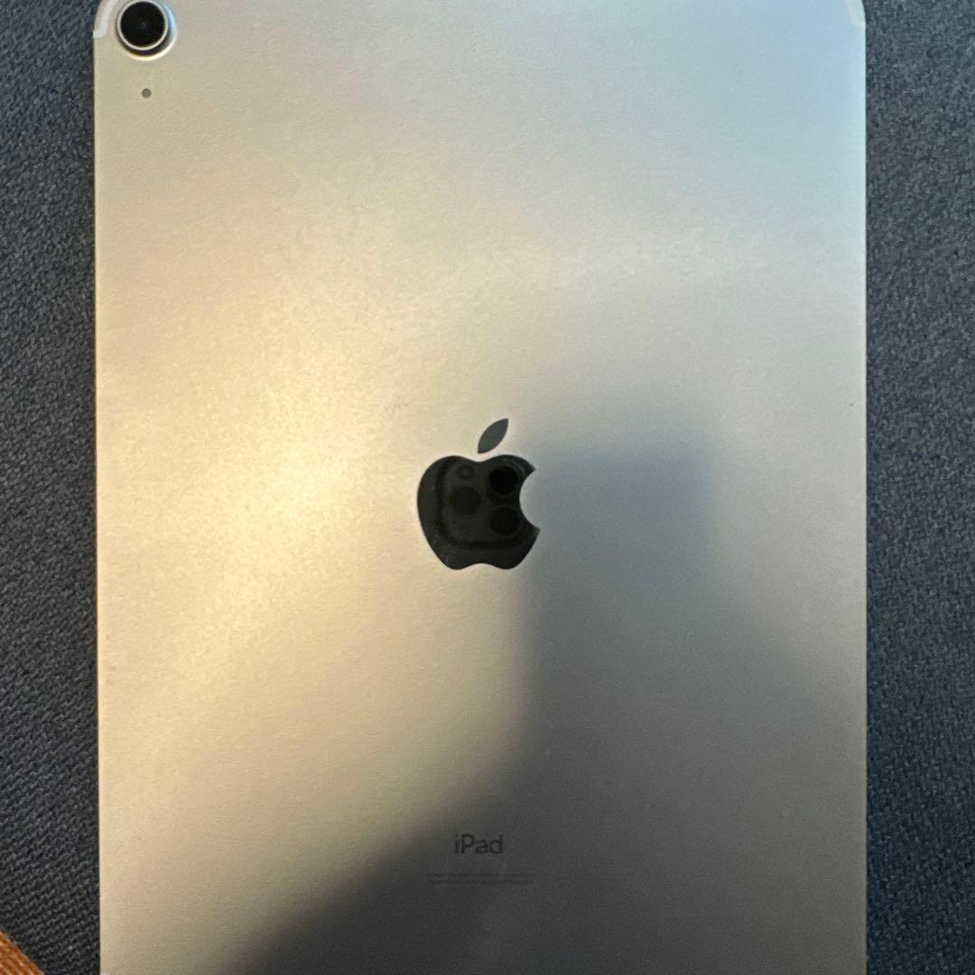 Apple iPad Air 第4世代 256GB WiFi＋セルラー シルバー