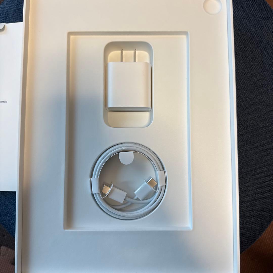 Apple iPad Air 第4世代 256GB WiFi＋セルラー シルバー