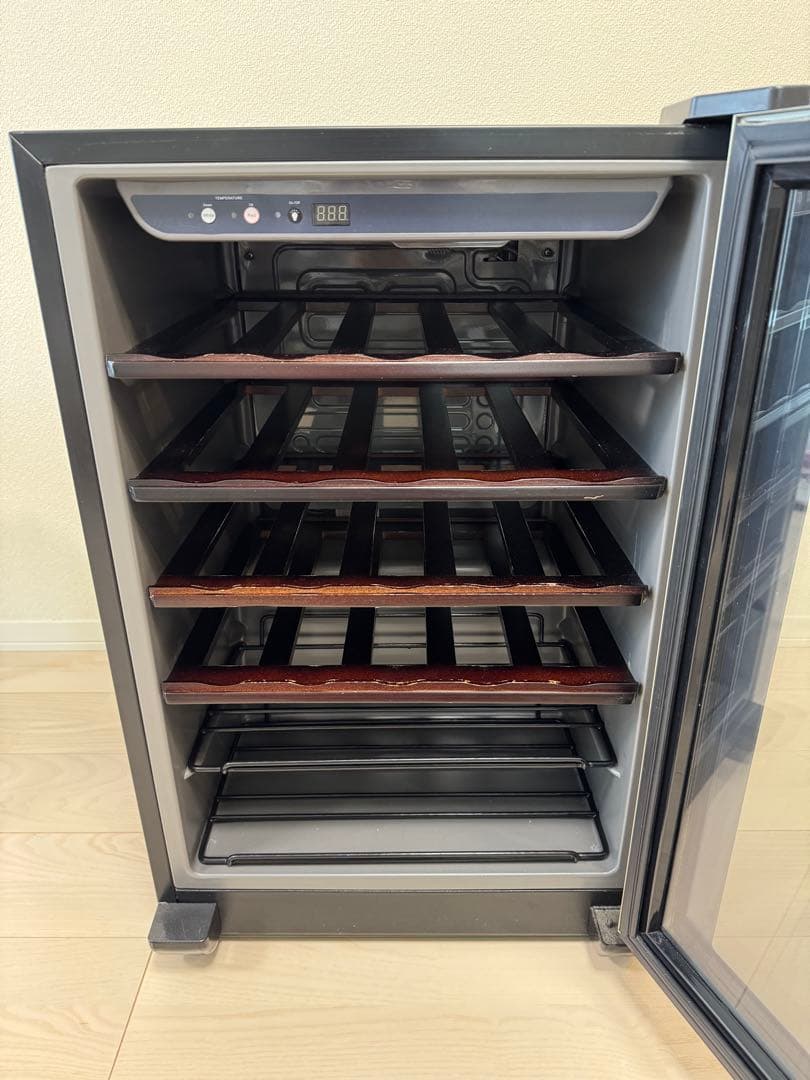 フォルスター ワインセラー FJC-85G (BK) 26本収納