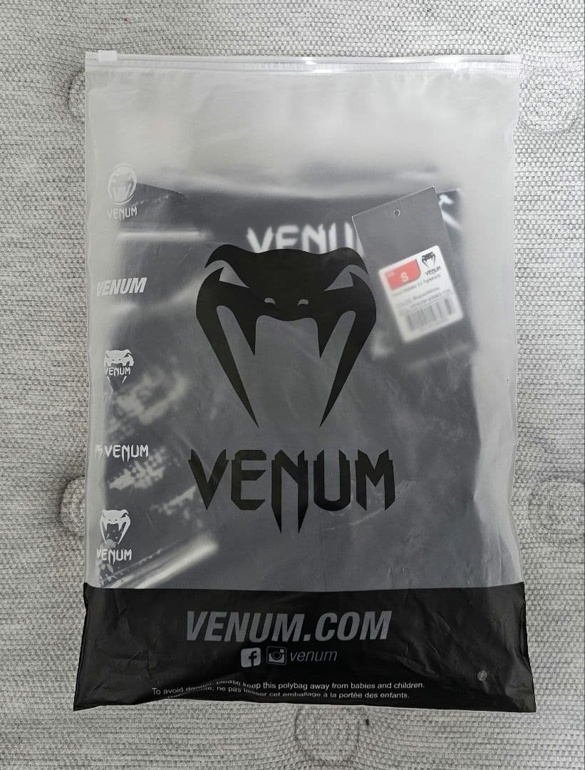 Venumベノム　ファイトショーツ　 GLADIATOR 3.0 黒白