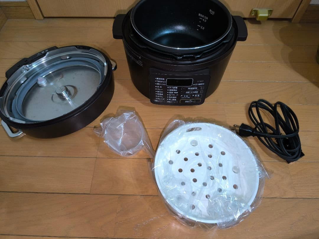 【ほぼ未使用】アイリスオーヤマ 電気圧力鍋 カカオブラウン PC-MA3-T