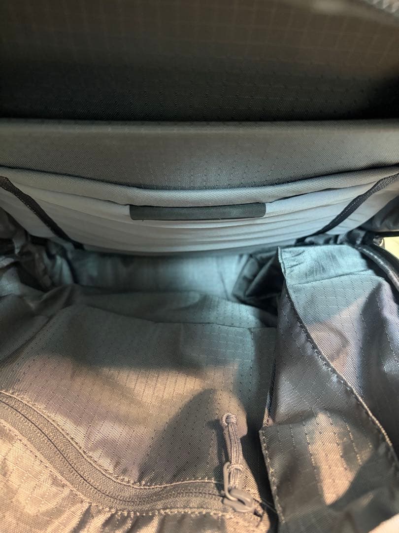 バッグ Able Carry Daily Plus X-Pac