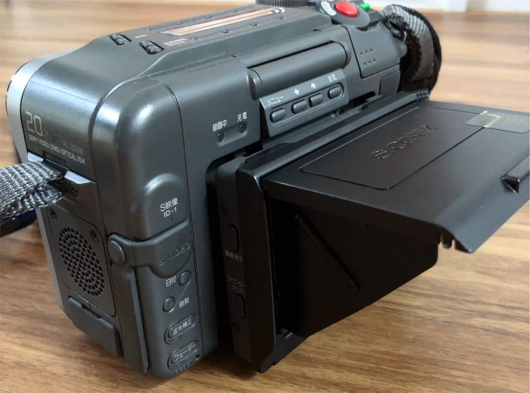 8mm ビデオカメラ