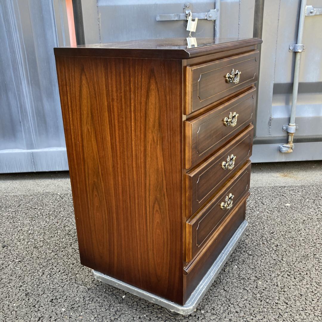 ギロック様たのめる便　カリモク KARIMOKU コロニアル チェスト 綺麗