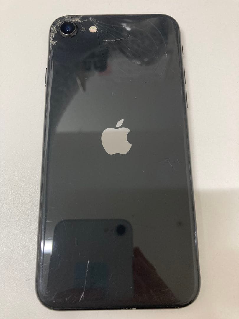 iPhone SE 2 64GB ブラック　SIMフリー　K1988