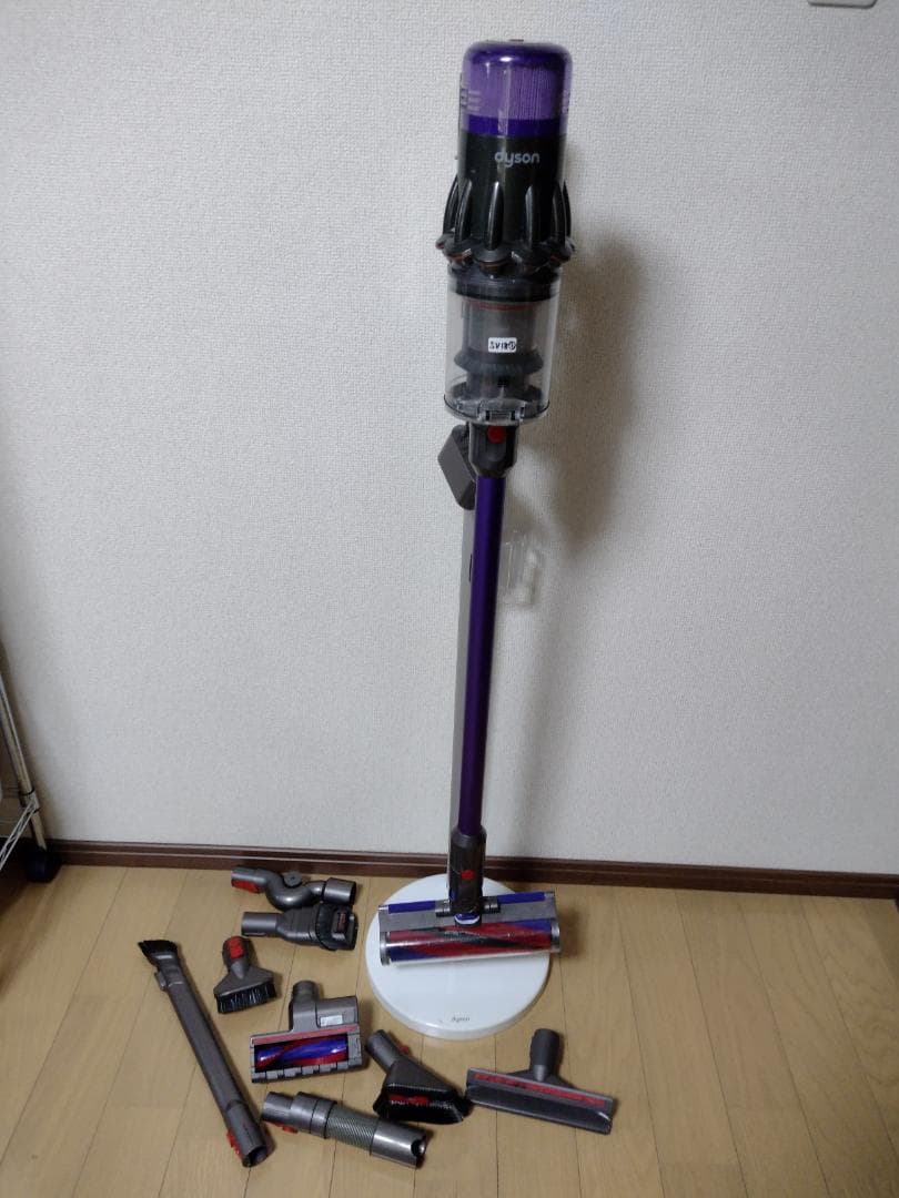 ダイソン★digital slim★SV18★バッテリー新品と同等★スタンド付①