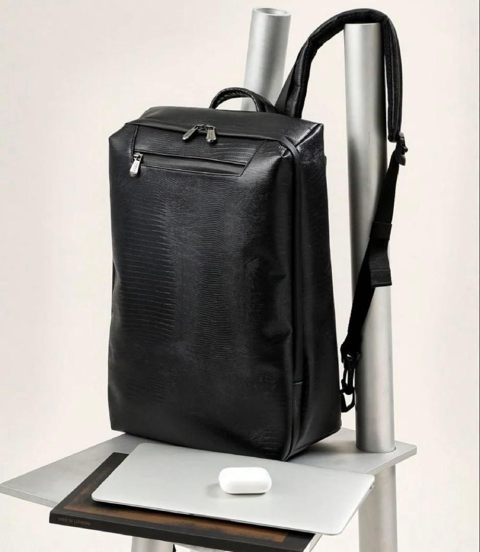 【極美品】TAKEO KIKUCHI 撥水　ライトウェイト バックパック　黒