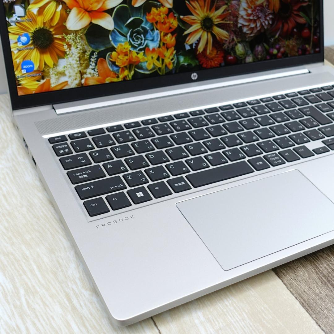 ぽんた✨新品ＳＳＤ５１２ＧＢ＆３２ＧＢメモリ✨仕様変更後の価格となります✨