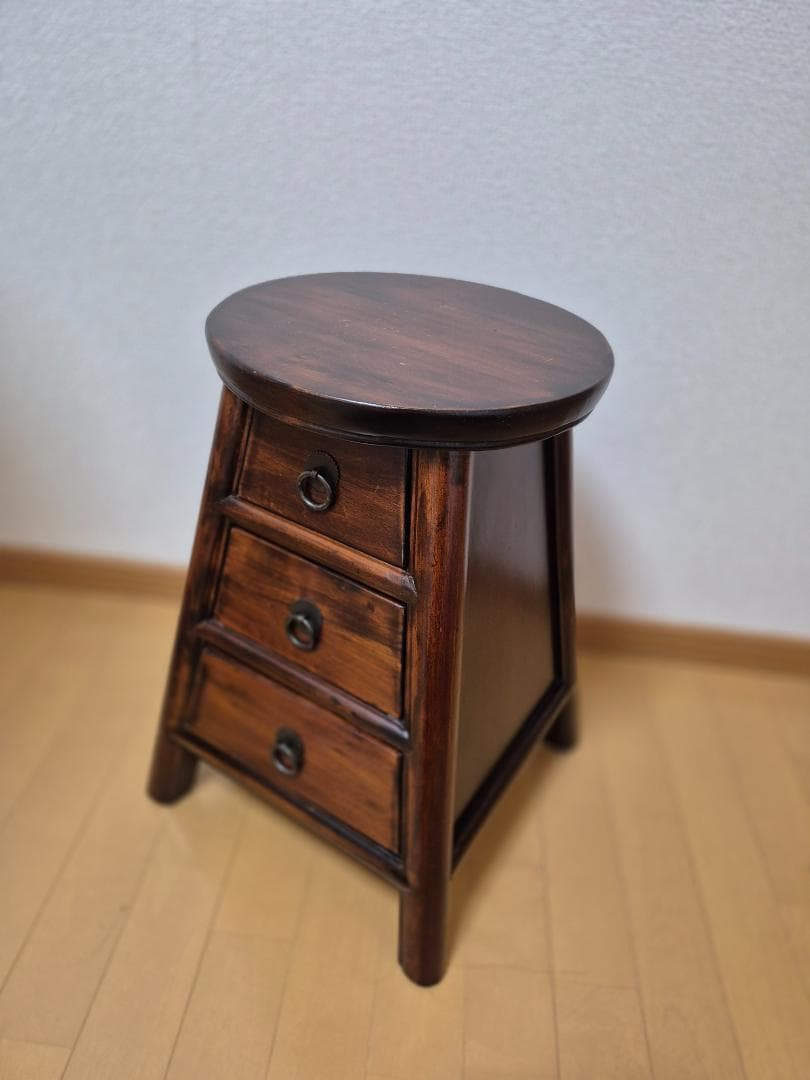 アンティーク　木製サイドテーブル 3段引出し ダークブラウン