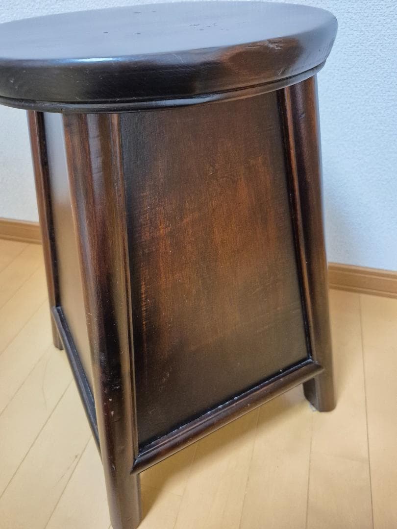 アンティーク　木製サイドテーブル 3段引出し ダークブラウン