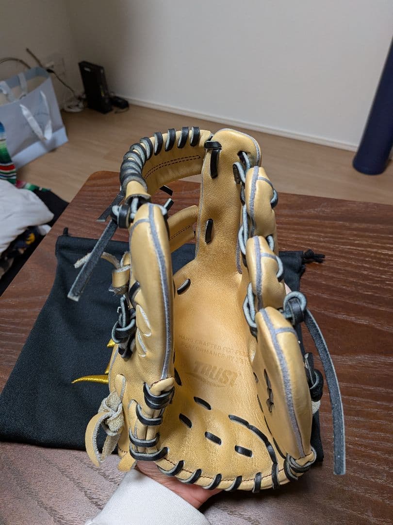 ザナックス トラスト/軟式/内野手用グラブ/ショート/サード/セカンド