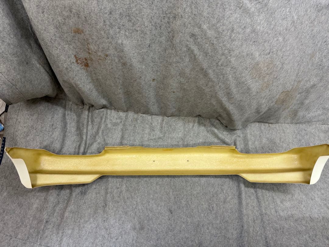 s*o様 新品未使用！タニグチ FRPスタイリッシュバンパー　フロント　JB23