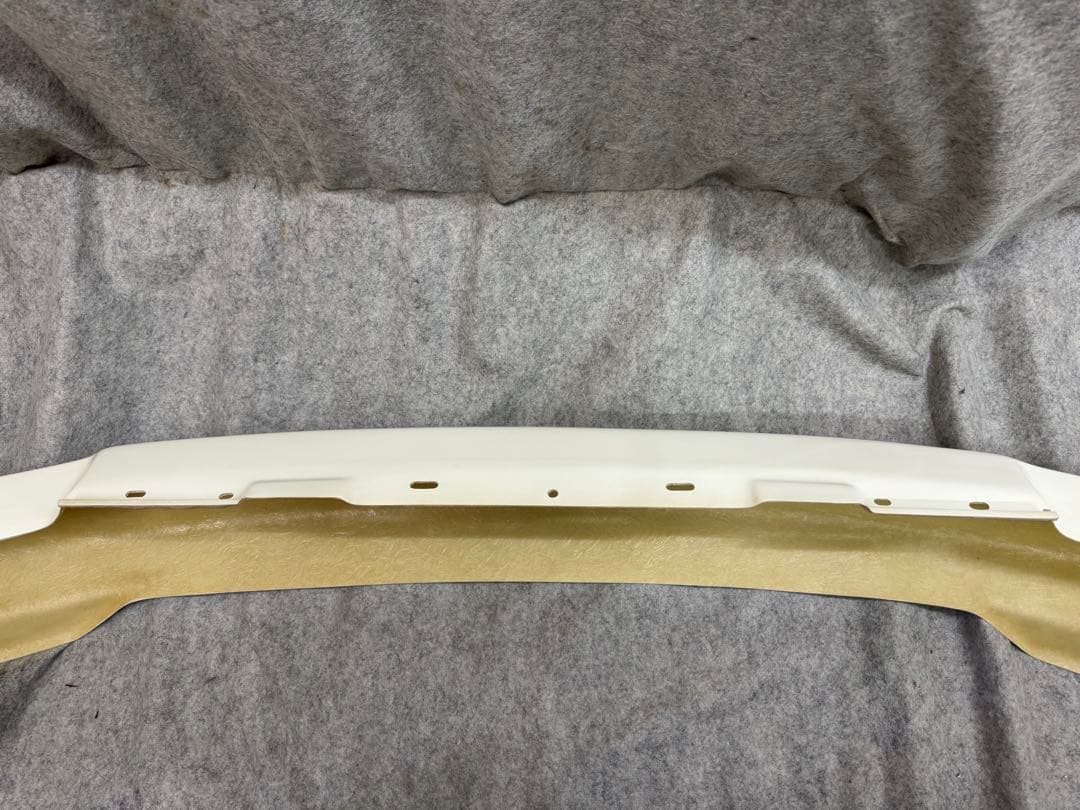 s*o様 新品未使用！タニグチ FRPスタイリッシュバンパー　フロント　JB23