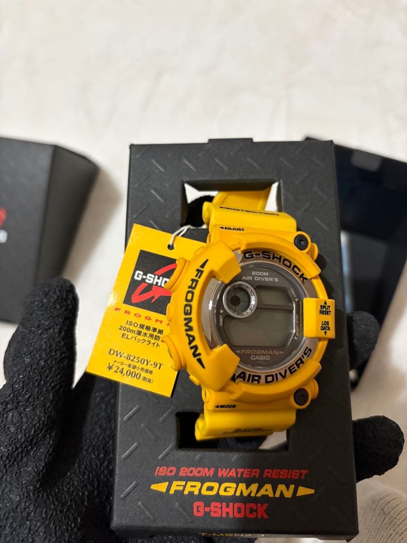 フ*ー様 極美品 G-SHOCK DW-8250Y フロッグマン メインイエロー