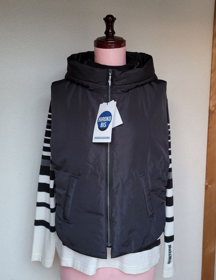 新品　昨年　ヒロコビス　ベスト　ジレ　黒　ブラック