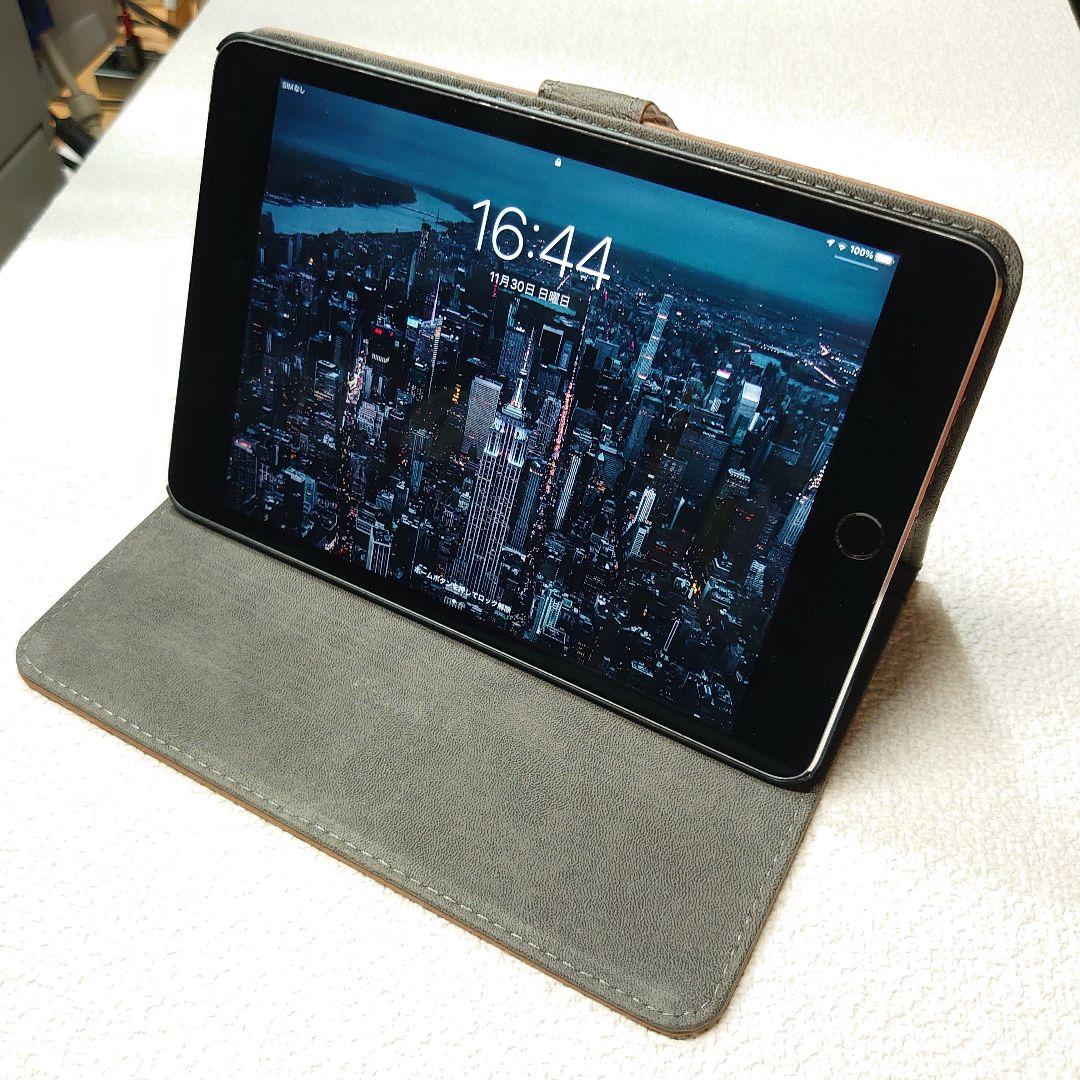 iPad mini 4 128GB SIMフリー スペースグレイ 手帳型ケース付