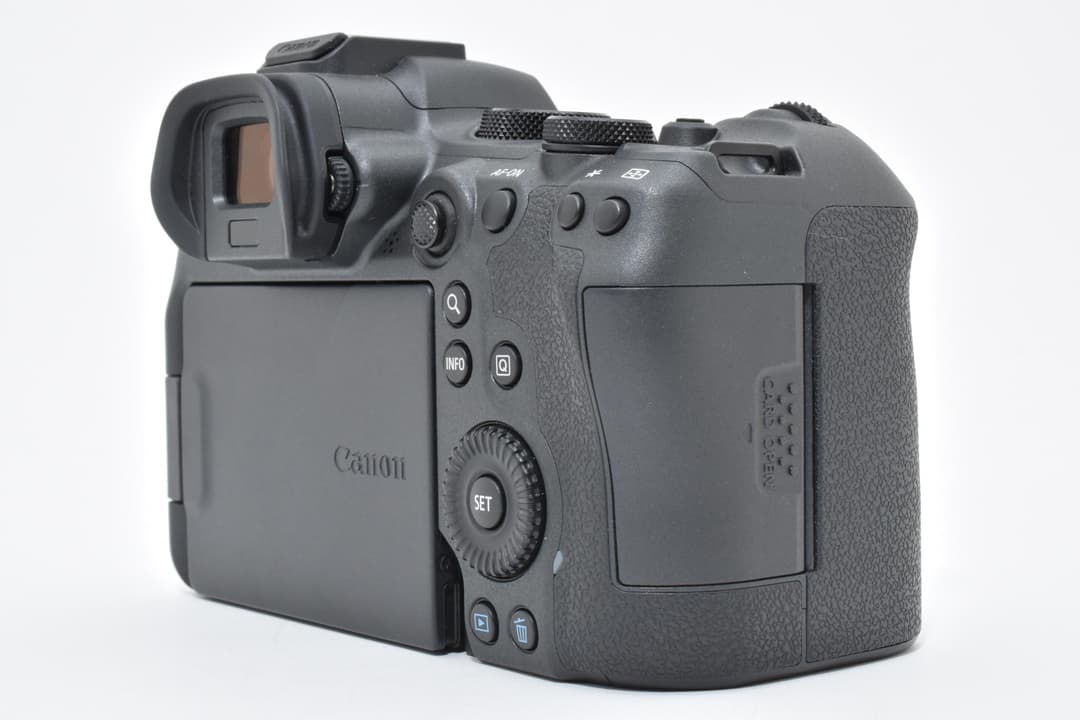 ■ほぼ新品■ キヤノン EOS R6 Mark II #C699