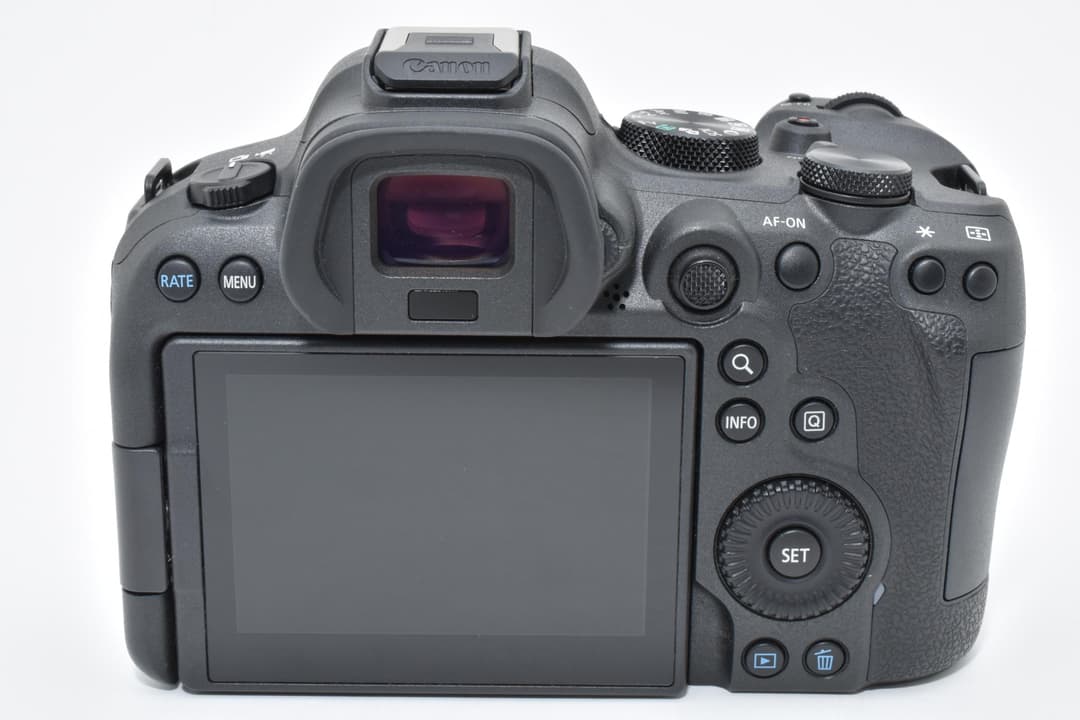 ■ほぼ新品■ キヤノン EOS R6 Mark II #C699