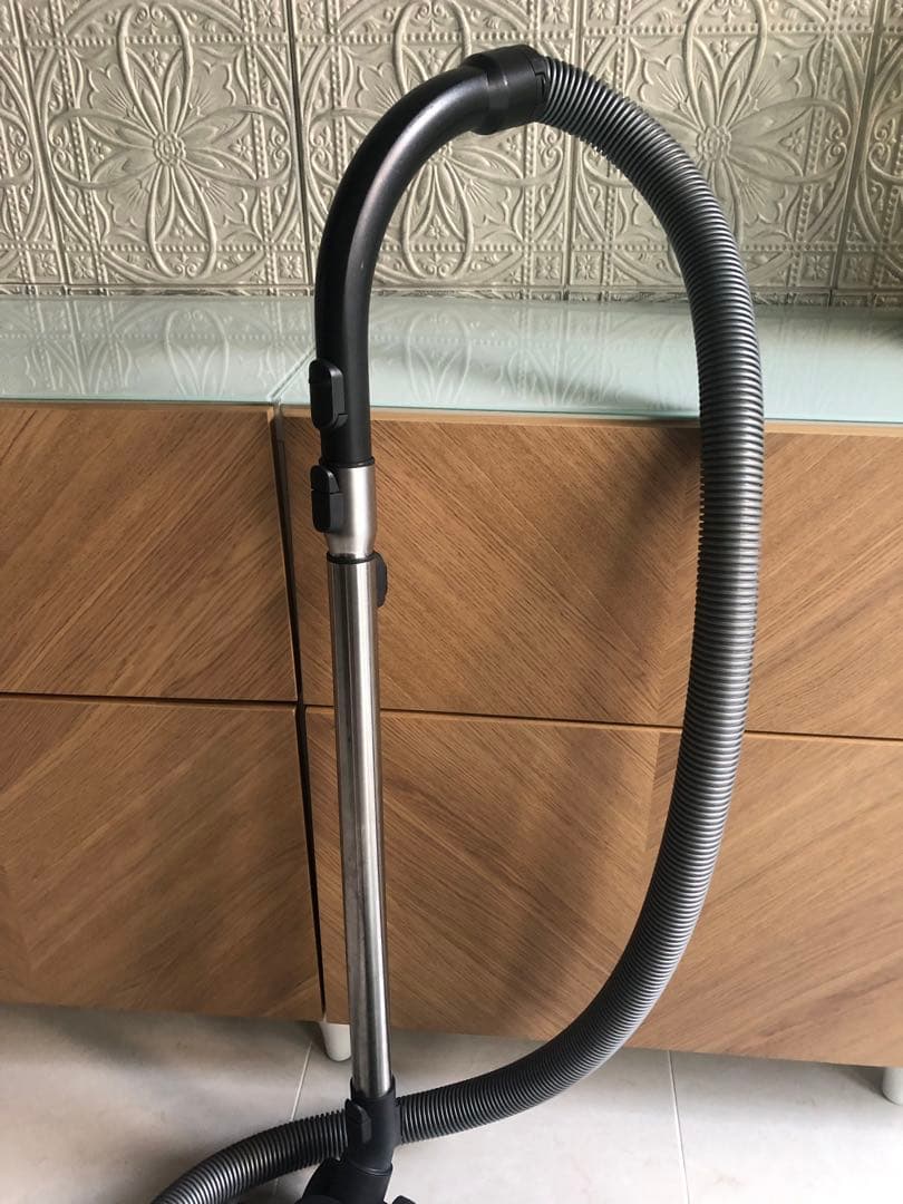 Miele S548 シルバーマジック　掃除機 本体