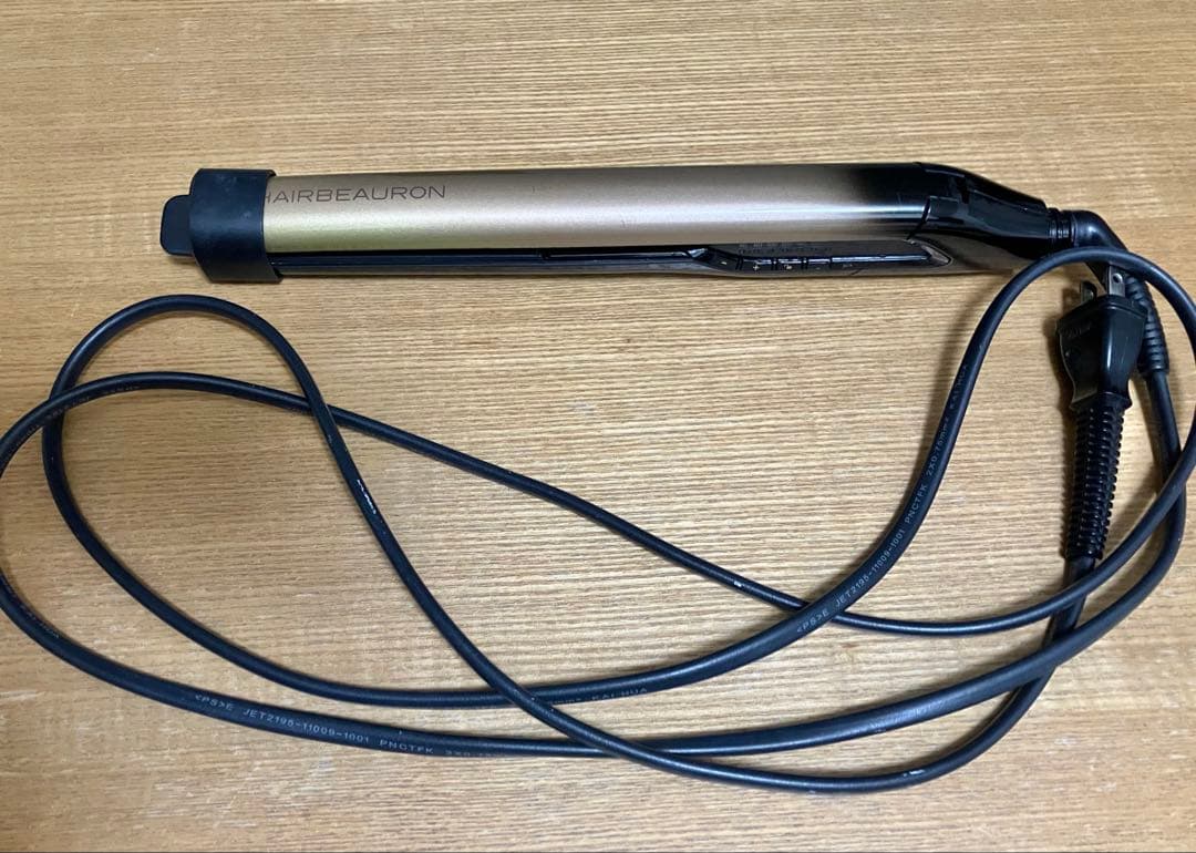 ※最終値下げです　ヘアビューロン　4D ストレートヘアアイロン　ジャンク品