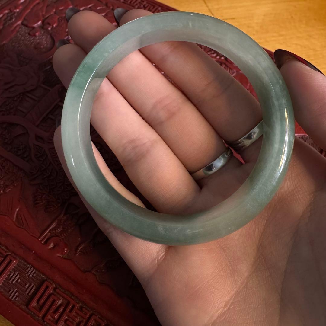 ☆Pearl☆様　 天然翡翠 2つ　バングル