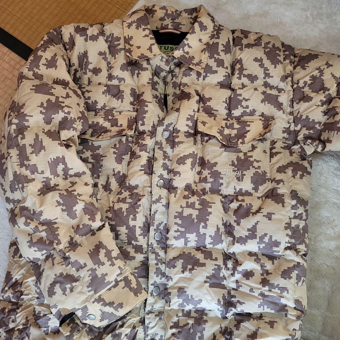 稀少 STUSSY 迷彩ダウンジャケット Mサイズ