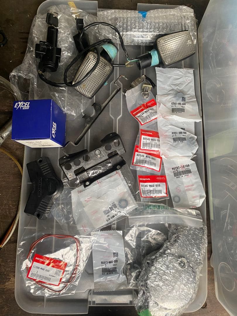 cbx cbr gt gs gsx rz xjr xj400 外装　ホイル