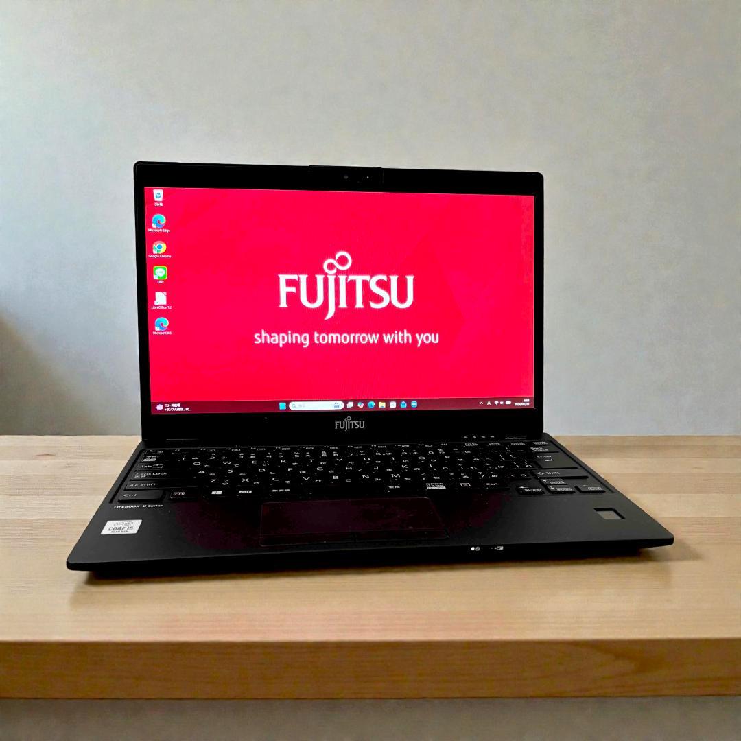 y67＊Lifebook U9310 第10世代 i5 薄型軽量 8G SSD