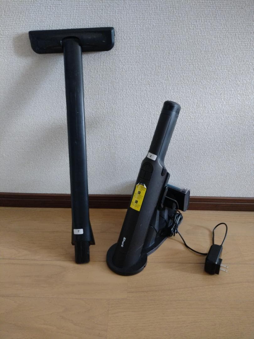 シャーク★ハンディクリーナー★WV405JDC★バッテリーの状態良好★2