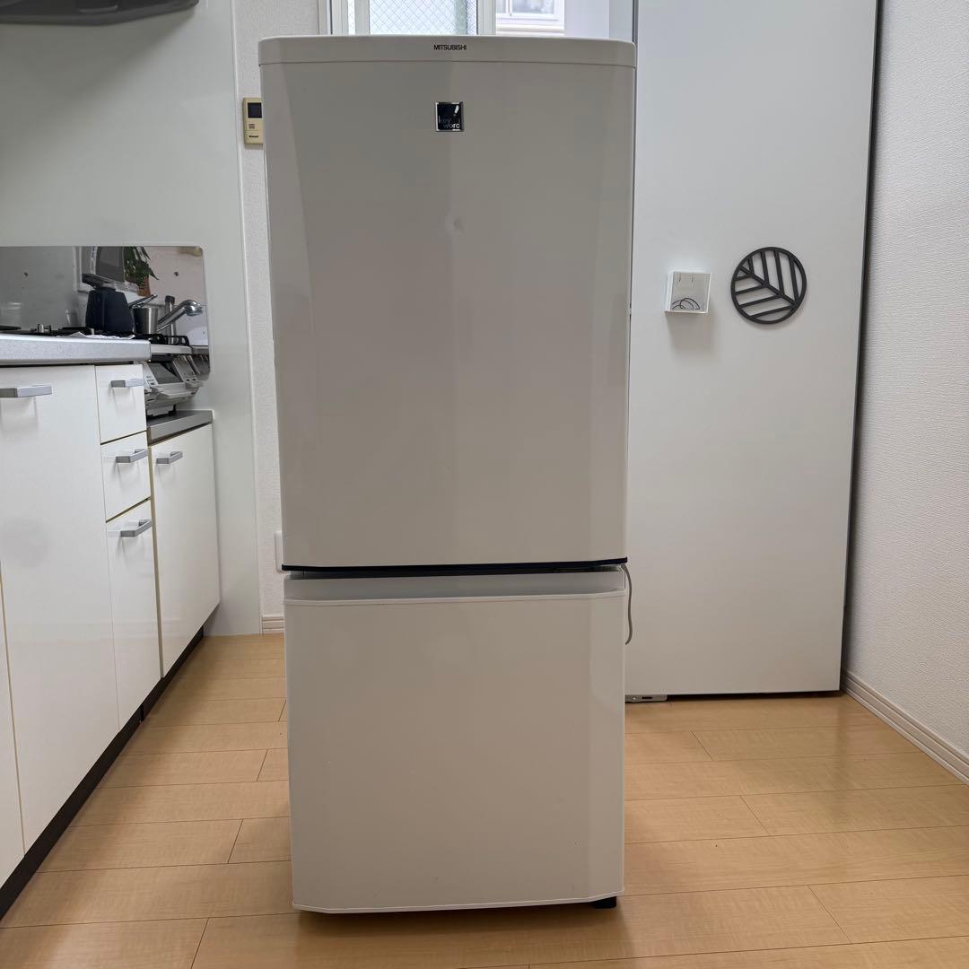 【てるてる坊主】三菱ノンフロン冷凍冷蔵庫　MR-P15EX-KB 146L