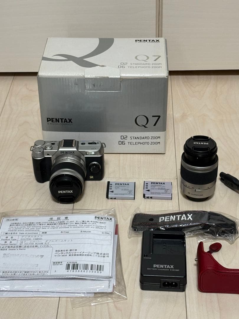 か*き様 【美品】PENTAX Q7 ミラーレスカメラ レンズ2本付き
