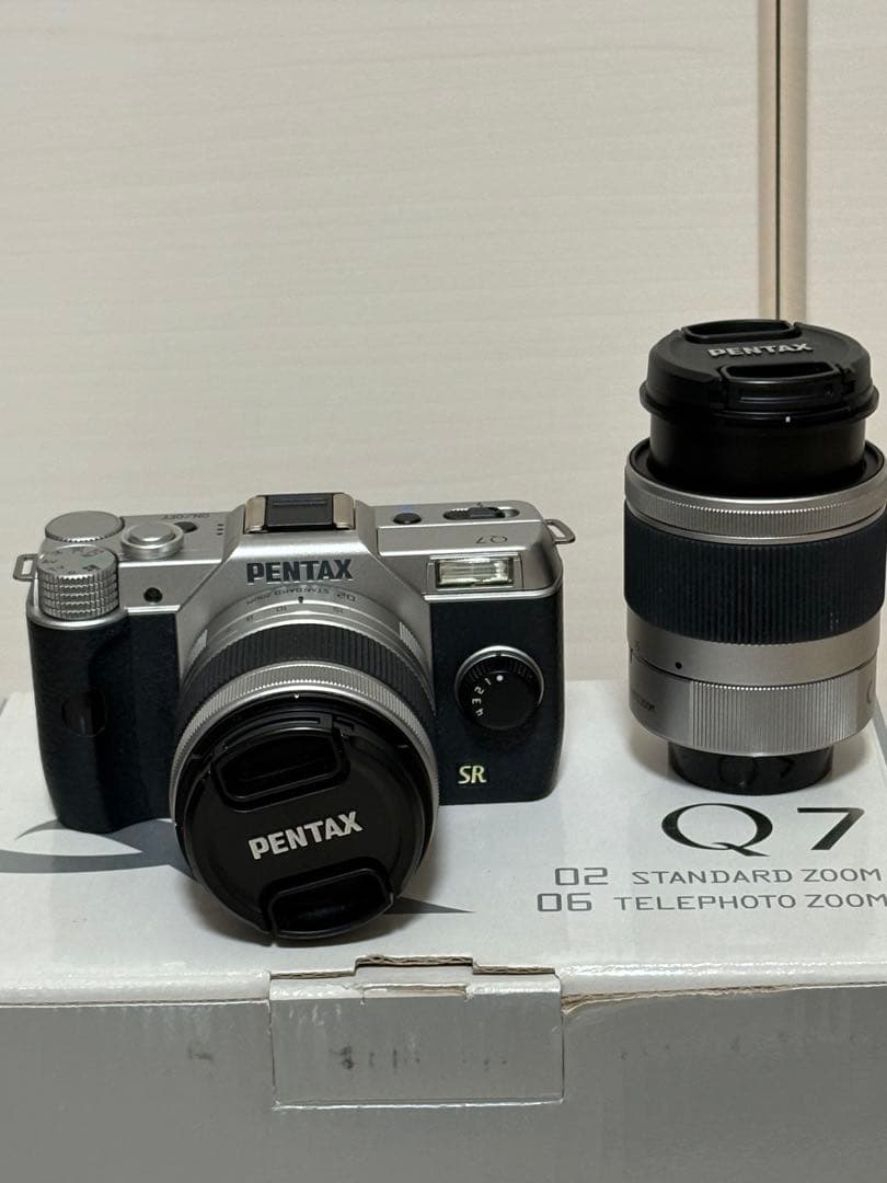 か*き様 【美品】PENTAX Q7 ミラーレスカメラ レンズ2本付き